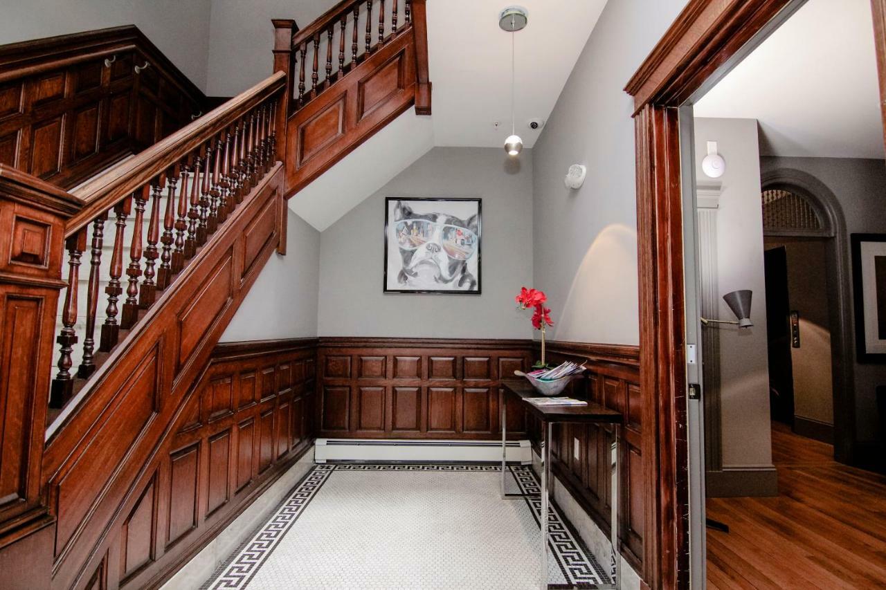A Stylish Stay W/ A Queen Bed, Heated Floors.. #26 Brookline Exterior photo